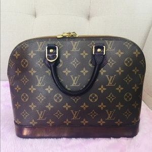 Louis Vuitton Alma Pm Monogram Handbag